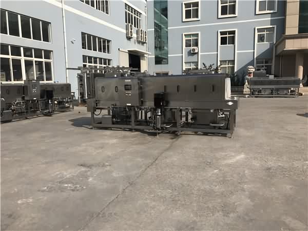 周轉塑料箱清洗機制造商 周轉箱清洗滅菌 周轉箱清洗機